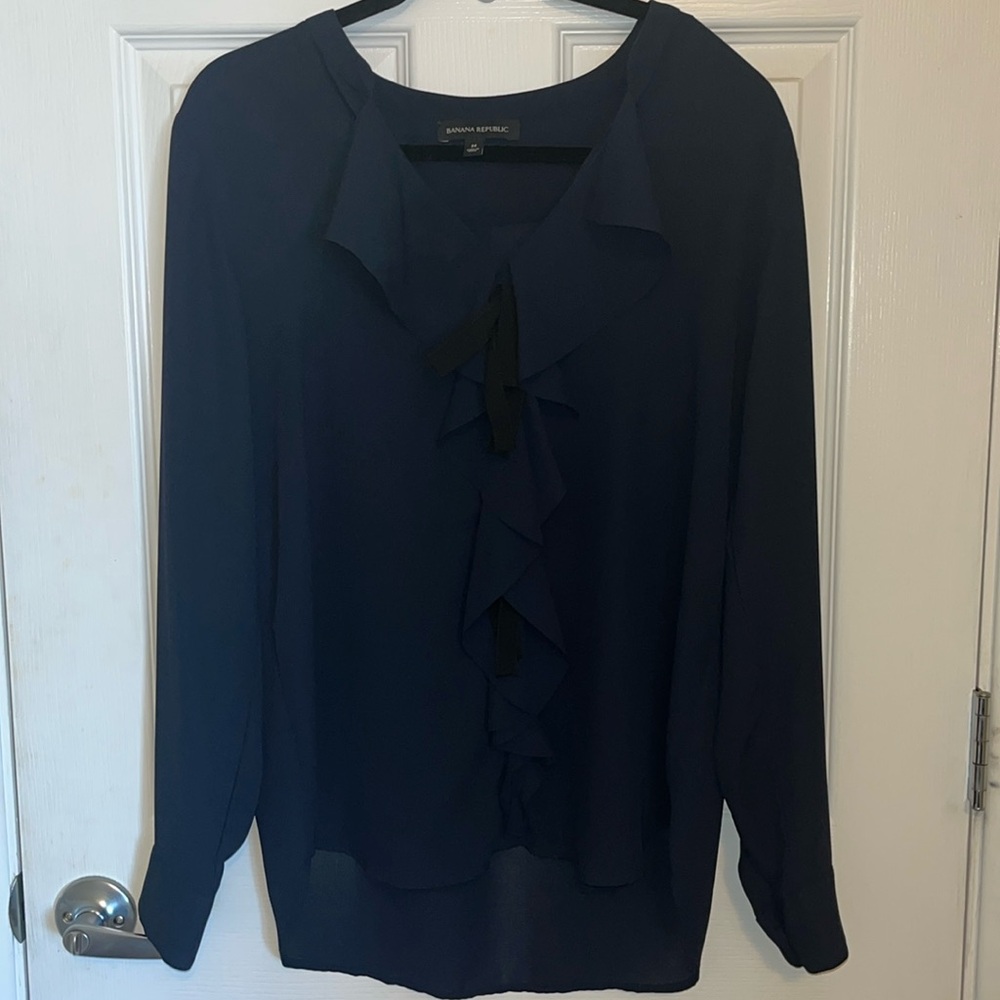 Banana Republic Ruffled Ribbon Blouse